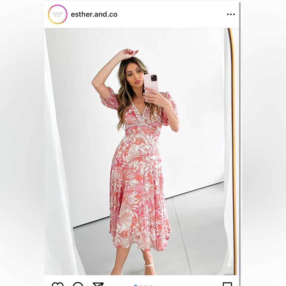 ESTHER & CO Gwenda Dress